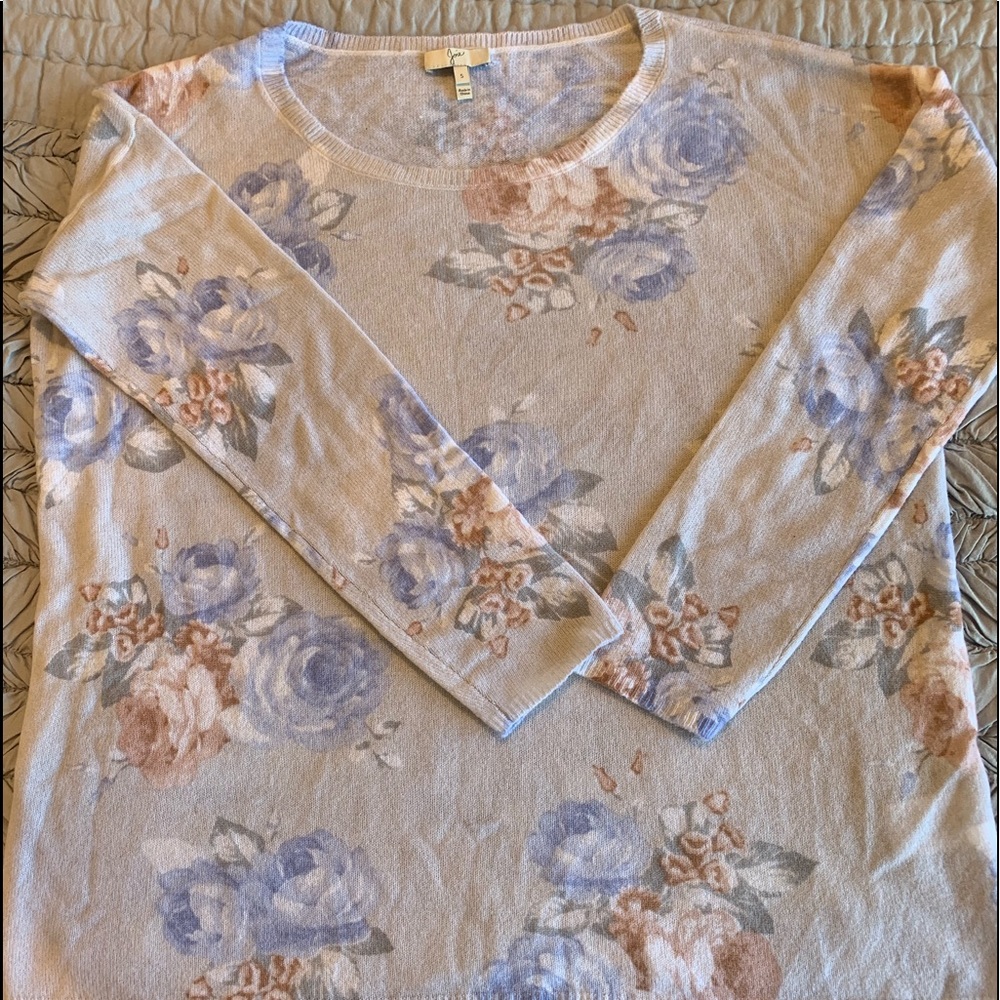 JOIE cashmere sweater. Sz S excellent condition